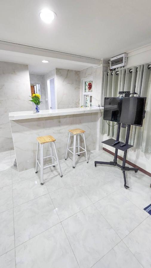 Apartment A4 Dindaeng Bangkok Kültér fotó